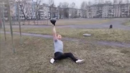 Турецкий подъем гири на папа 32 кг